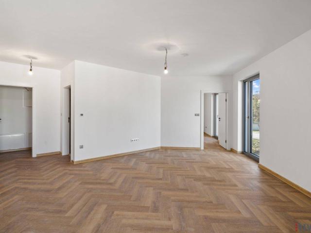 ERSTBEZUG inkl Stellplatz II Leben im Weinviertel II 2 Zimmer Wohnung mit rund 26m2 Terrasse II Nähe Wolkersdorf und Gerasdorf