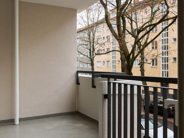 ERSTBEZUG nach SANIERUNG: Eislebener Str: LUXUS 4 Zi Whg, 92 m² 2 Bäder VHS 1.OG + SÜD Loggia