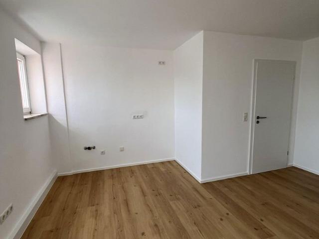 Erstbezug nach Sanierung: exklusive 3 Zimmer Wohnung in Deggendorf