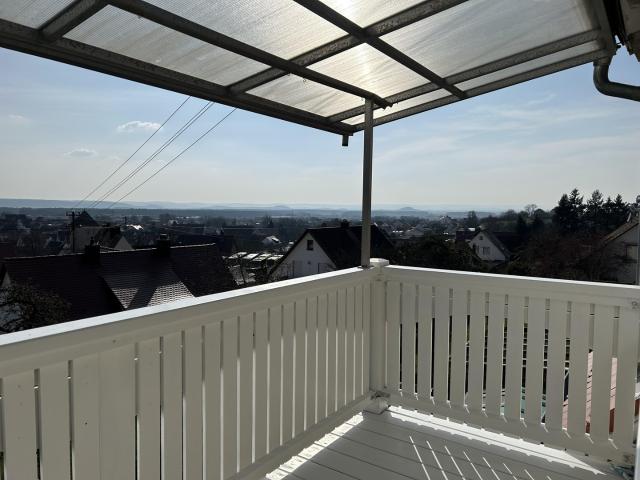 Erstbezug nach Sanierung mit Balkon in traumhafter Lage mit Blick über Wemding und das Ries