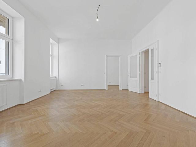 Erstbezug nach Sanierung Zentral begehbare Altbauwohnung beim Alois Drasche Park