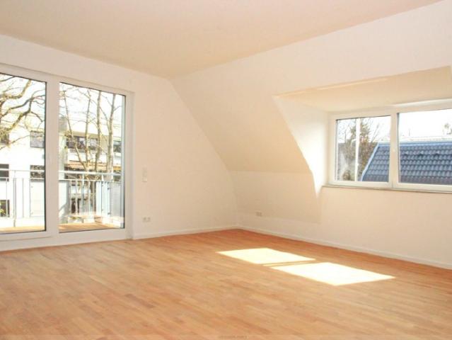 Erstbezug Neubau: 2 Zimmer Dachgeschoss Wohnung in Forstenried, nahe U Bahn
