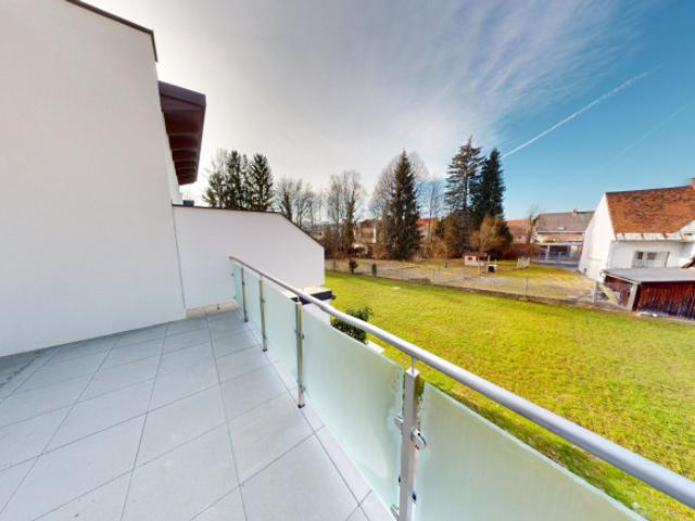 Erstbezug! Provisionsfrei! Dein Traumhaus wartet! Modernes Reihenhaus mit 5 lichtdurchfluteten Zimmern, Balkon, Terrasse und Garten im Herzen von Voitsberg – nur 30 Minuten von Graz! Gleich anfragen!