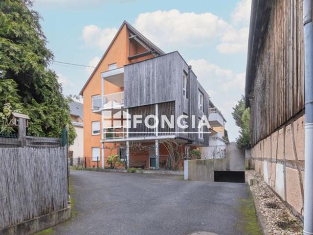 Erstein bel appartement en rez de jardin avec terrasse, jardin et parking