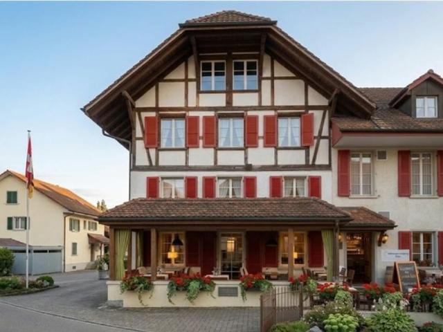 Erstklassig renovierte 4.5 Zimmer Wohnung
