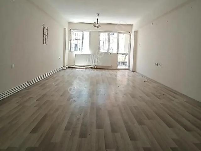 Ersü'den Kazım Karabekir Mahallesinde Doğalgazlı 3+1 Daire