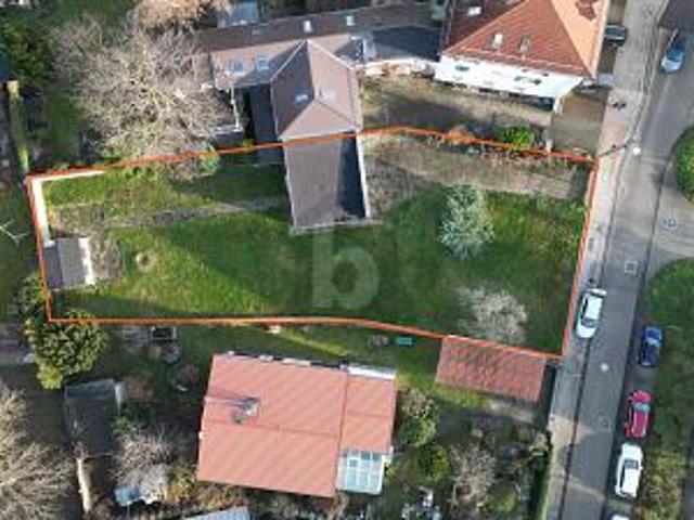 ERSCHLOSSENES GRUNDSTÜCK FÜR MEHRFAMILIENHAUS