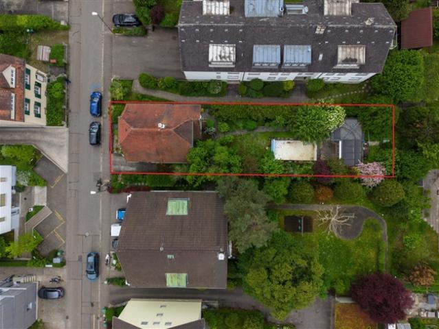 Erschlossenes, langgezogenes Grundstück W3 an ruhiger Lage