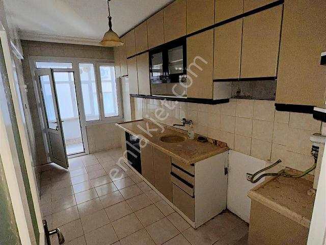 Ertuğrul Mahallesi Şehrin Tam Merkezinde Kiralık 3+1 Daire