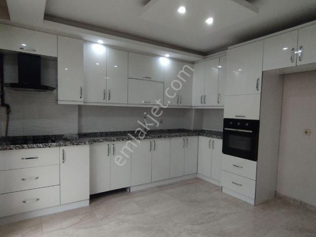 Ertaş Emlak'tan Ergenekon'da Site İçinde 3+1 Arakat Daire