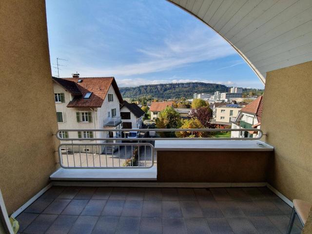 Ertragreiche 4 Zi. Wohnung mit Entwicklungspotential