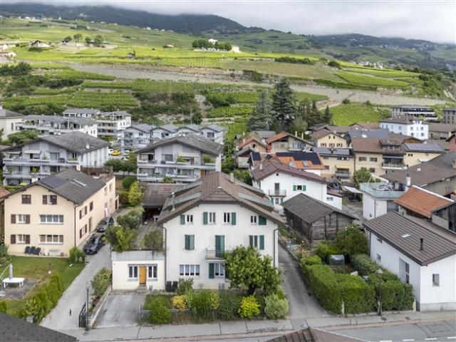 Ertragsbau im Herzen des Dorfes Plan Conthey