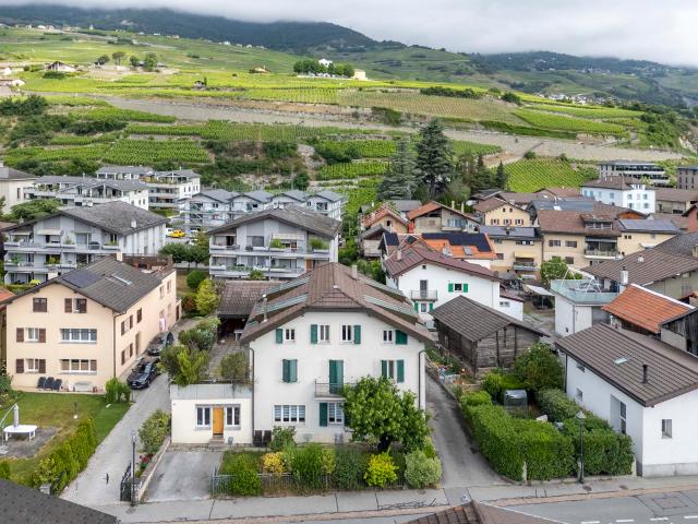 Ertragsbau im Herzen des Dorfes Plan Conthey