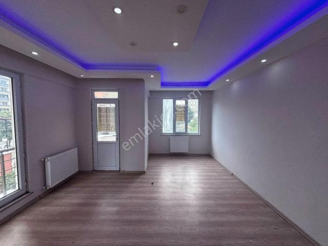 eryıldız Gayrimenkul'den İstiklal Caddesinde Kiralık 145m2 3+1