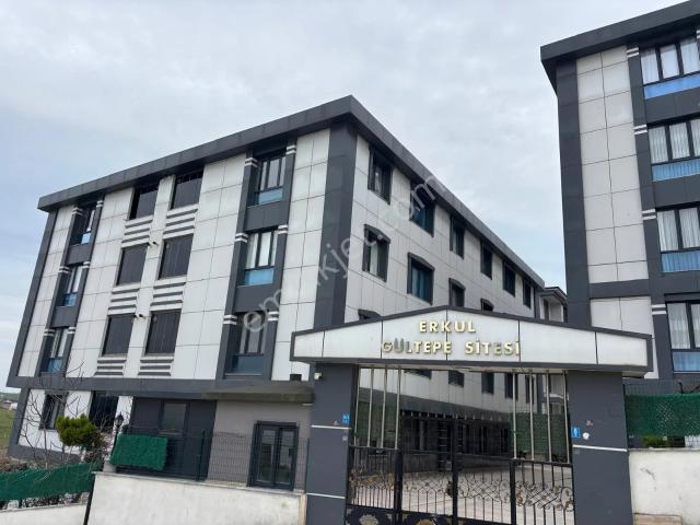 eryıldız Gayrimenkul'den*gültepe Mah.site İçinde İskanlı Kiralık Lüx 2+1 Yüksek Giriş Daire