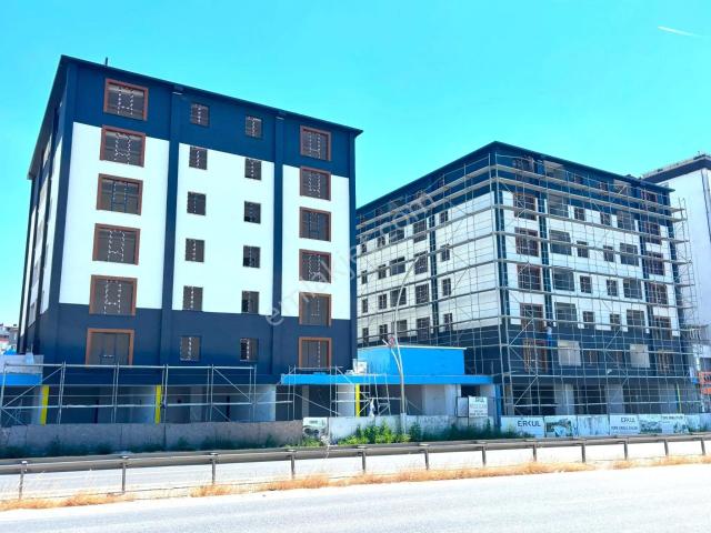 eryıldız İnşaat*kombi*ankastre*cam Balkon*duvar Kağıdı*vestiye*fuul+fuul 3+1'ler