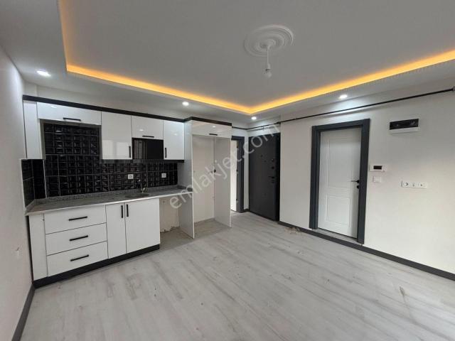 eryıldız İnşaat'tan*hastane Bölgesinde İskanlı 65m2 Lüks 1+1