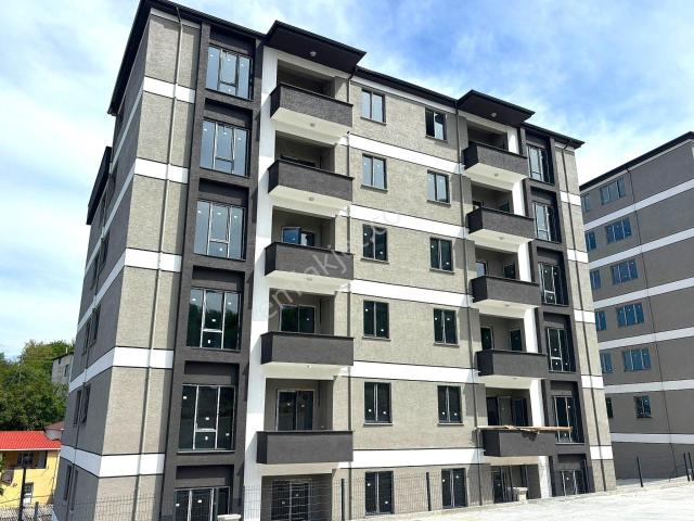 eryıldız İnşaat'tan*tepe Bölgesinde İskanlı Lüks 2+1*%80 Kredi İmkanı!