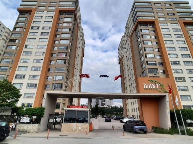 Eryaman Bahçen Konutların'da Güney Cephe Manzaralı 4+1 Daire