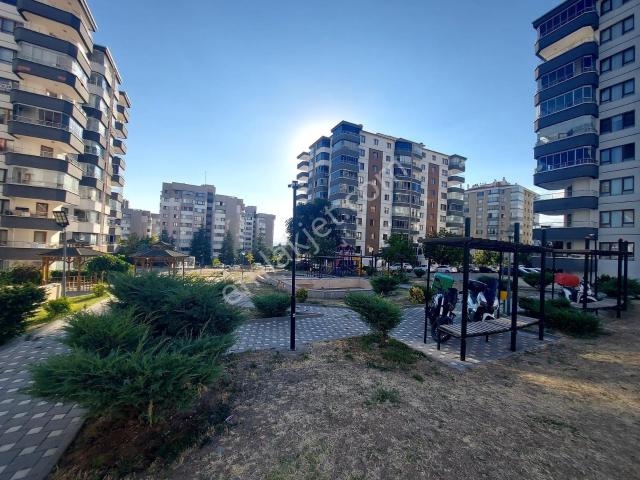 'eryaman Efor'dan Katta Kombili Geniş 3+1 Kiralık Daire