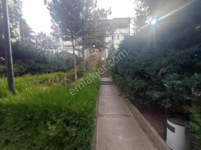 'eryaman Efor'dan Metro Yakını Asansörlü 2+1 Kiralık Daire
