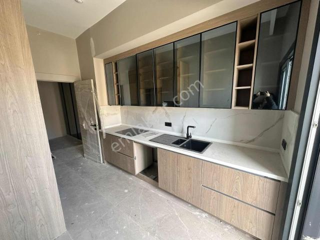 Eryaman Teras Evleri Metromall Avm Yanı Güzel Lokasyonda 2+1