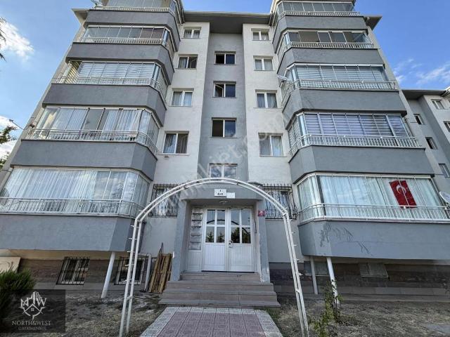 Eryaman Yavuz Selim'de Panoramik Manzaralı Satılık 3+1 Daire
