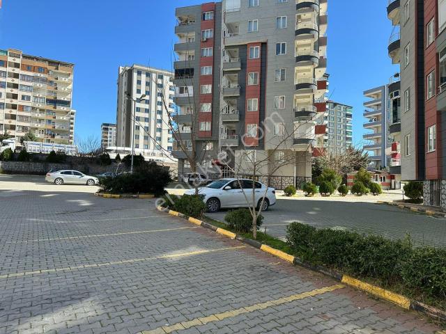 Eryavuz Dan Karaköprü Doğukent Mah. Çocuk Oyun Dünyası Yanında, 3+1 Odalı Giriş