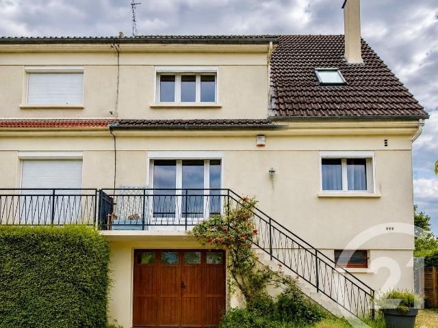 Et si votre prochaine histoire commençait à Elisabethville ?. 106m² Aubergenville