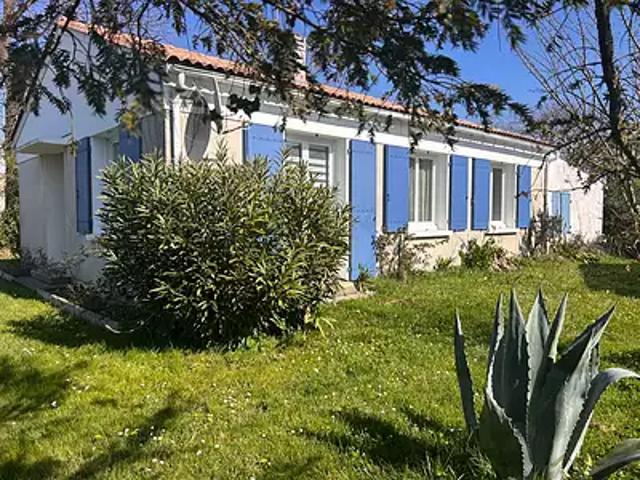 Etaules 17750 Achat / Vente maison 4 pièces t4 au dernier étage parking