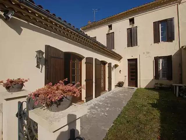 Etauliers 33820 Achat / Vente maison 9 pièces t9 parking