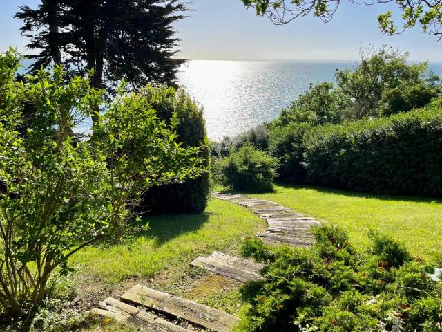 Étables sur mer Vue panoramique sur la baie 361m² Saint Brieuc