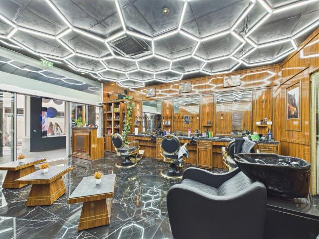 Etablierter Coiffeur Salon an Toplage in Winterthur zu übernehmen
