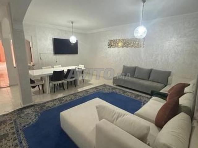 Étage de villa trois chambres à louer meublé