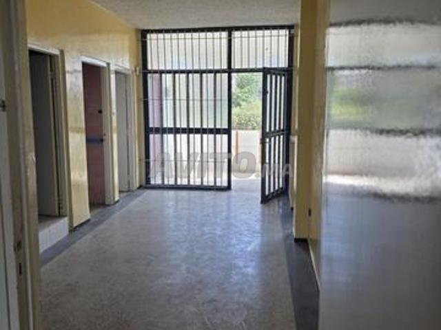 Étage de villa proche de la gare