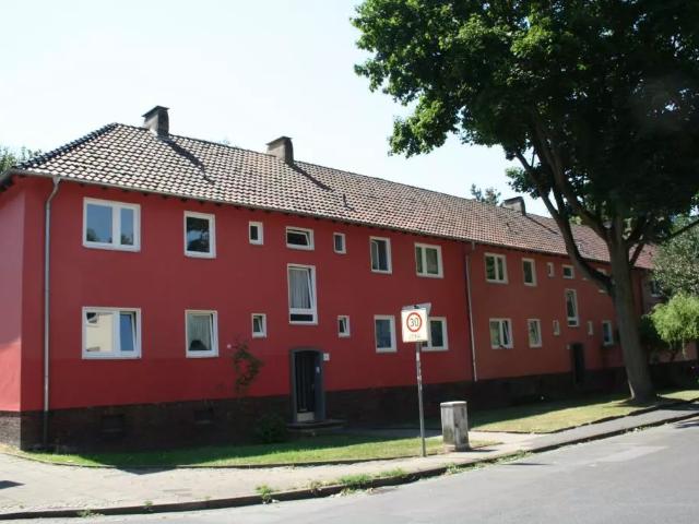 Etagenwohnung: 3 Zimmer Lohstraße3 in Duisburg Vivawest GmbH
