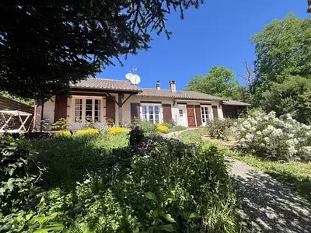 Etagnac 16150 Achat / Vente maison 7 pièces t7 jardin terrasse