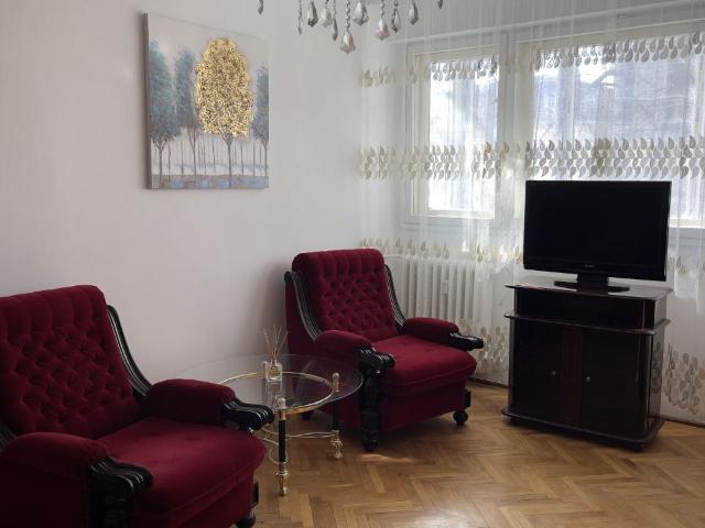 Etaj intermediat apartament