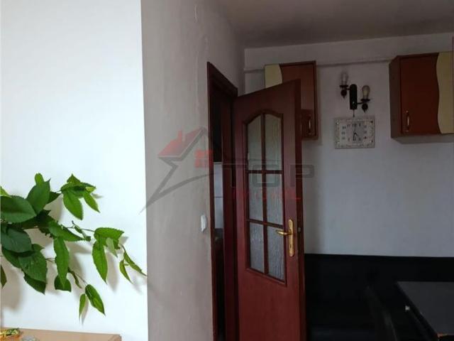 Etaj 1 LIDL Octav Bancila, 1 camere decomandat 45mp