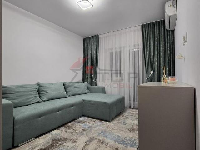 Etaj 1 Lunca Cetatuii Astoria, 1 camere decomandat, prima inchiriere