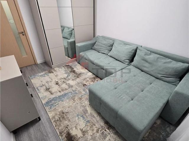 Etaj 1 Lunca Cetatuii Astoria, 1 camere decomandat, prima inchiriere