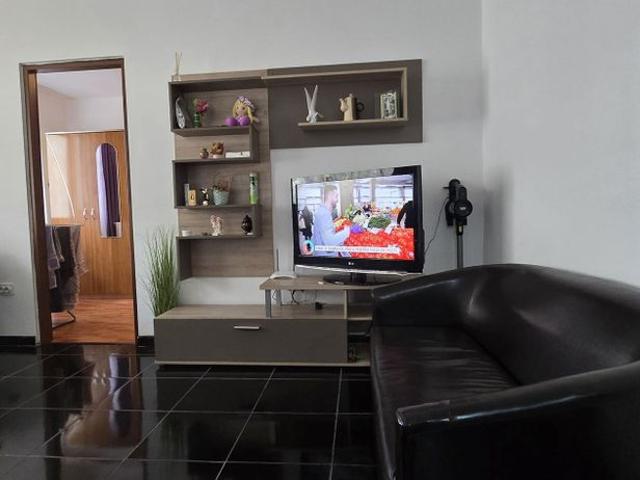 ETAJ 1,Micro 5 Târgoviște, închiriere apartament 3camere