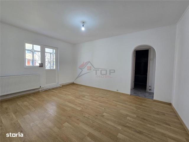 Etaj 2 Alexandru Parcul Voievozilor, 2 camere, liber