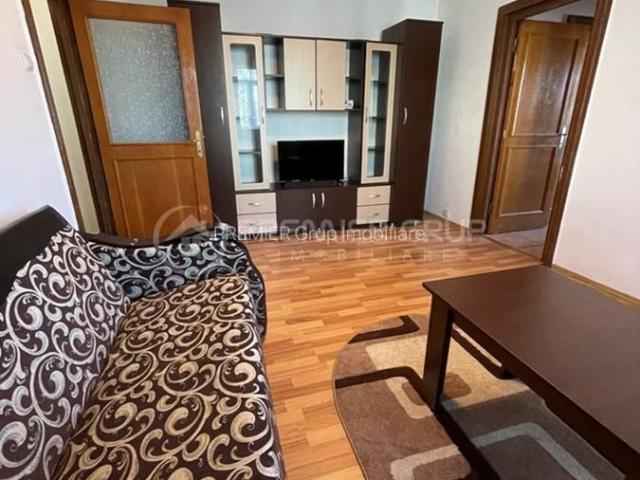 Etaj 2! Apartament 2 camere 54mp cu centrala, AC, mobila PODU ROS