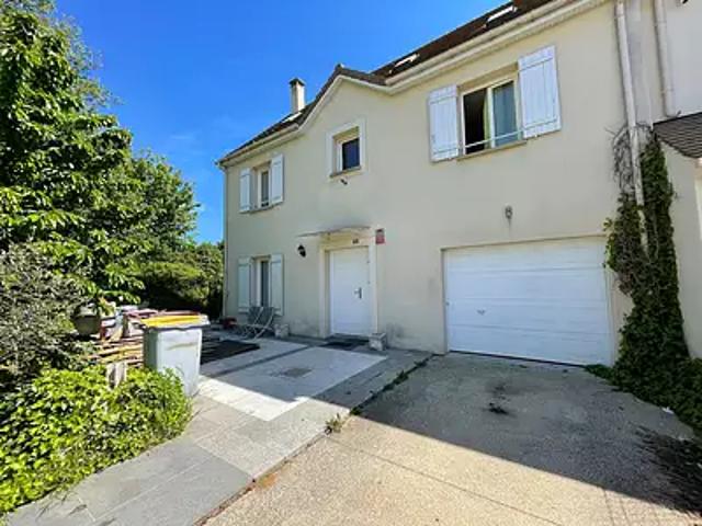 Etampes 91150 Achat / Vente maison 7 pièces t7 au dernier étage terrasse