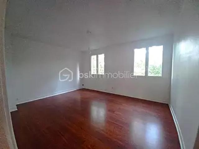 Etampes 91150 Location appartement 4 pièces t4 cave