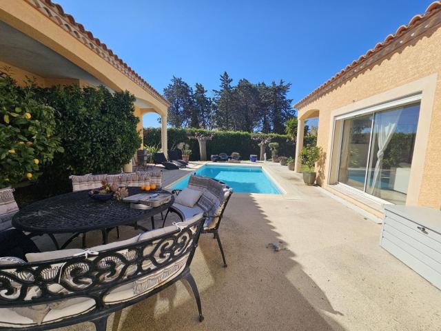 Etang de Thau Elégante Villa d'architecte avec piscine 157m² Bouzigues