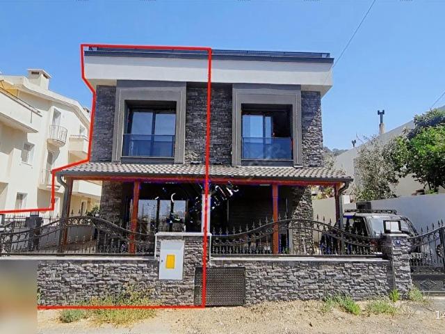 ÇETİN ESER'DEN ÖZDERE'DE DENİZ VE ORMAN MANZARALI LÜKS 4+1 VİLLA
