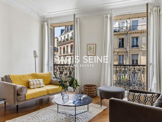 ETIENNE MARCEL * 2 pièces de charme entièrement rénové !