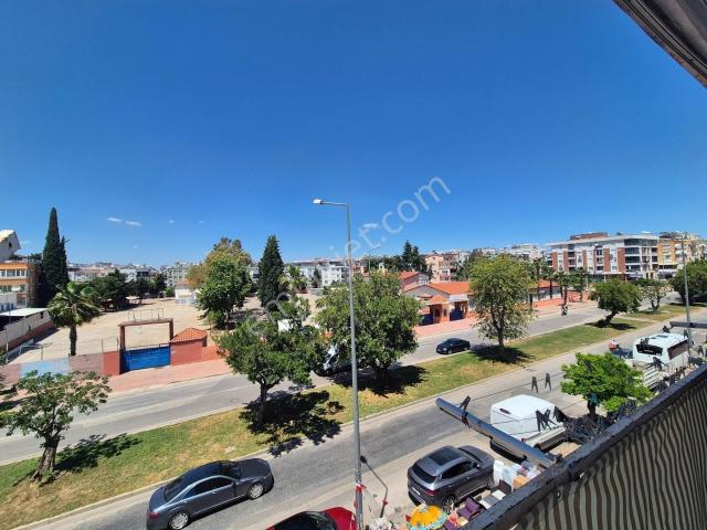 Etiler Mh. Karacaoğlan Cadde'sinde 3+1 Geniş Satılık Daire
